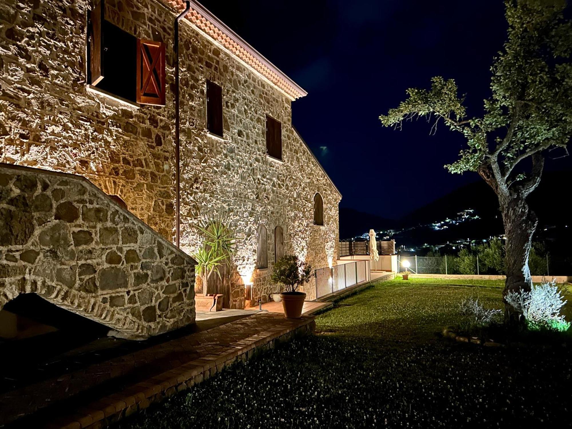 Casale Il Sauco Villa ซานตามาเรีย ดิ กาสเตลลาบาเต ภายนอก รูปภาพ